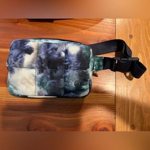 Lululemon quilted belt bag